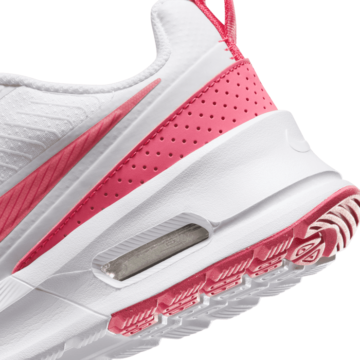 Nike Air Max Nuaxis Angle 5