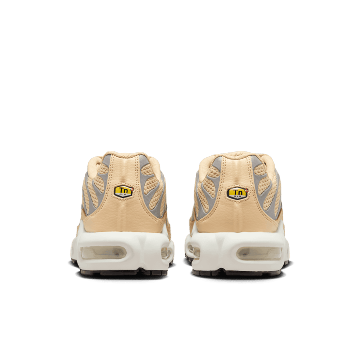 Nike Air Max Plus 'Sesame' (W) Angle 3