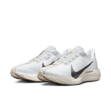 Nike Pegasus Plus 'Sail Orewood Anthracite' Angle 2