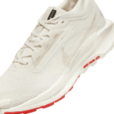 Nike Pegasus Trail 5 GORE-TEX Waterproof Trail Angle 8
