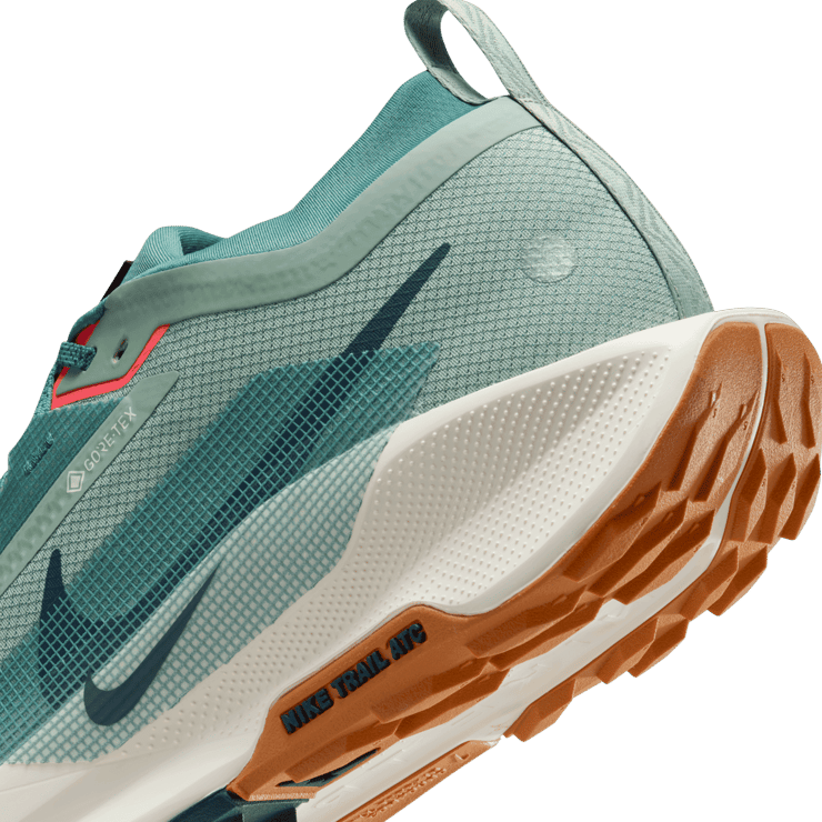 Nike Pegasus Trail 5 GORE-TEX 'Jade Horizon' Angle 5