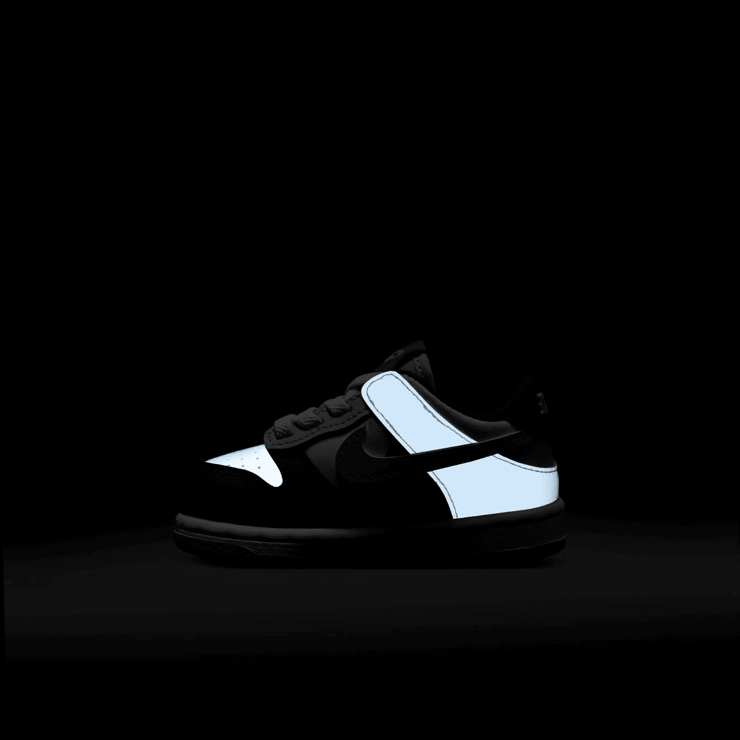 Nike Dunk Low SE (TD) Angle 8