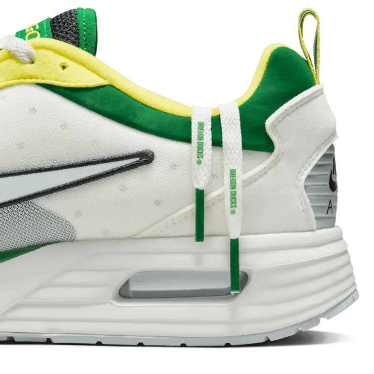 Oregon Nike Air Max Solo Angle 6