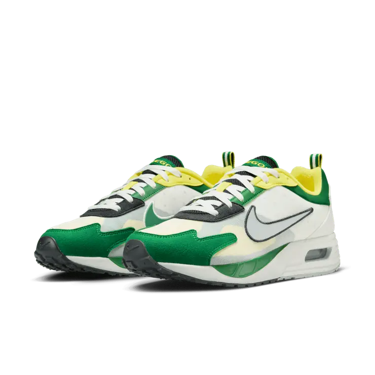 Oregon Nike Air Max Solo Angle 2
