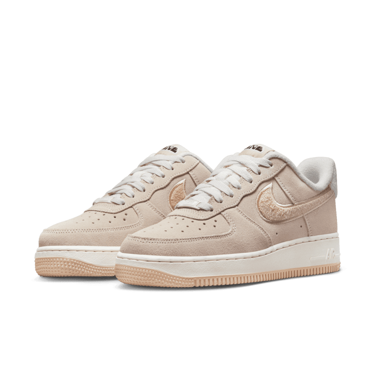 Nike Air Force 1 Low SE Phantom Fleece (W) Angle 2