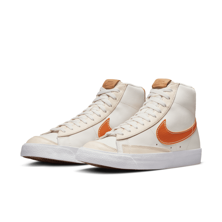 Nike Blazer Mid 77 EMB Phantom Angle 2