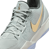 Nike Ja 2 X-Mas Tree Topper Angle 4