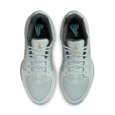 Nike Ja 2 X-Mas Tree Topper Angle 1