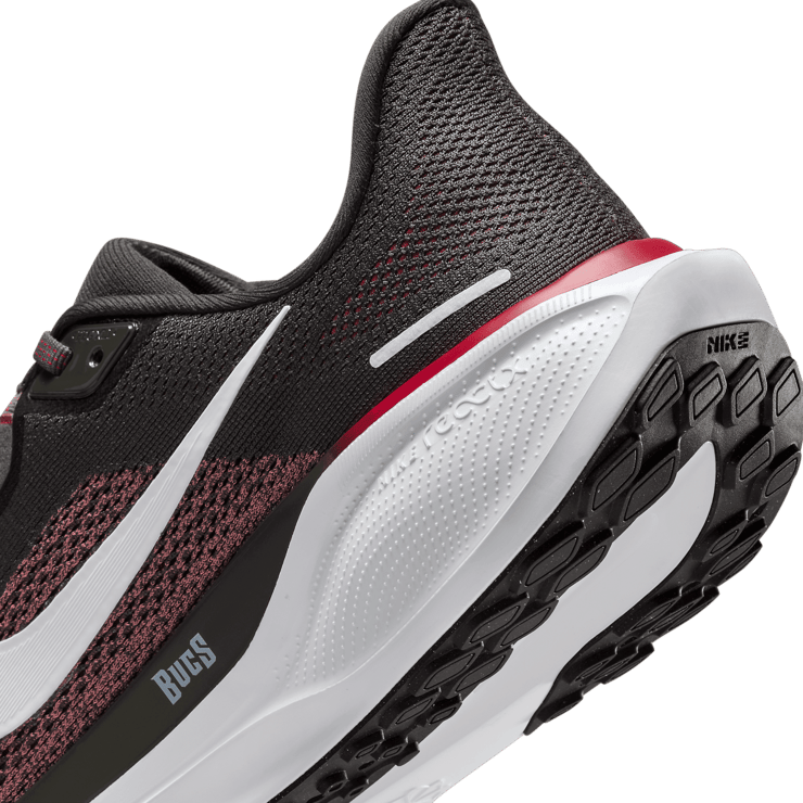 Nike Zoom Pegasus 41 Buccaneers Angle 5