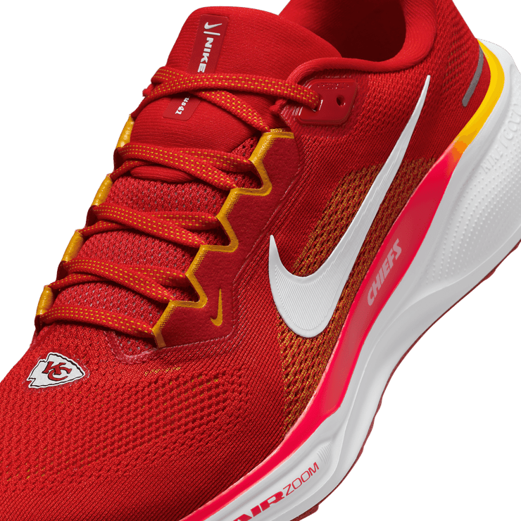 Nike Zoom Pegasus 41 Chiefs Angle 4