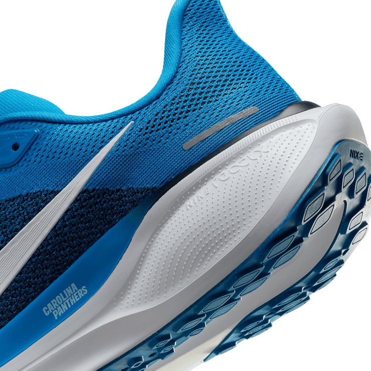 Nike Zoom Pegasus 41 Panthers Angle 5