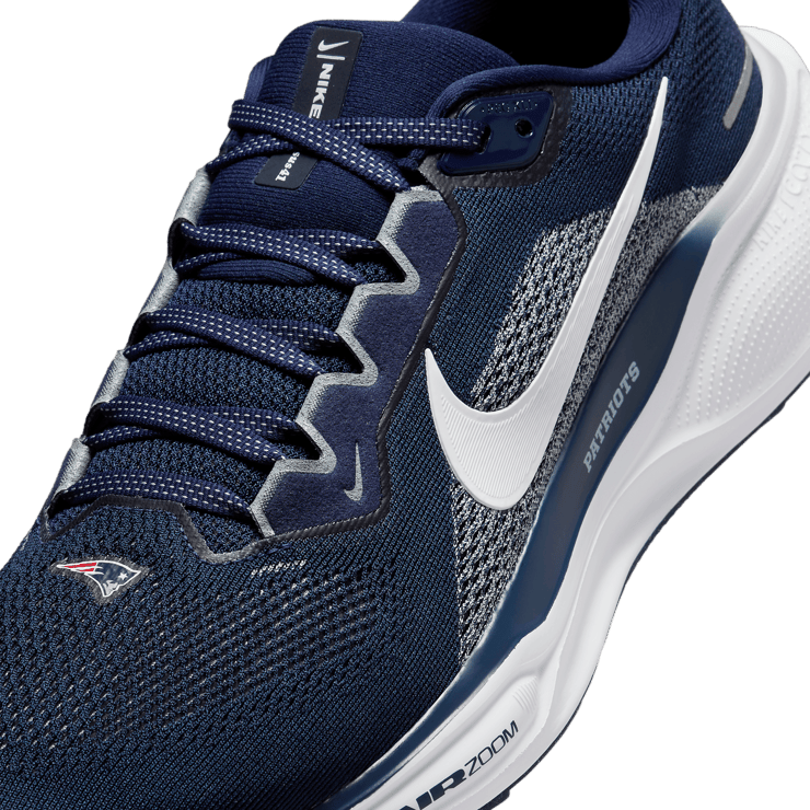 Nike Zoom Pegasus 41 Patriots Angle 4