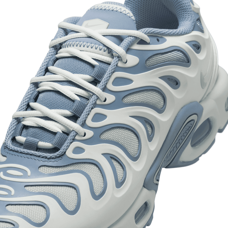 Nike Air Max Plus Drift Summit White (W) Angle 4