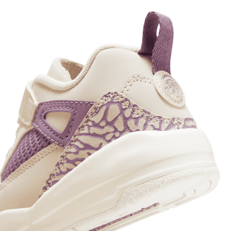 Jordan Spizike Low (PS) Angle 5