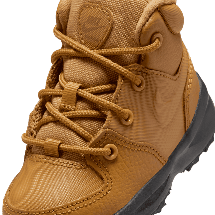 Nike Manoa (TD) Angle 4