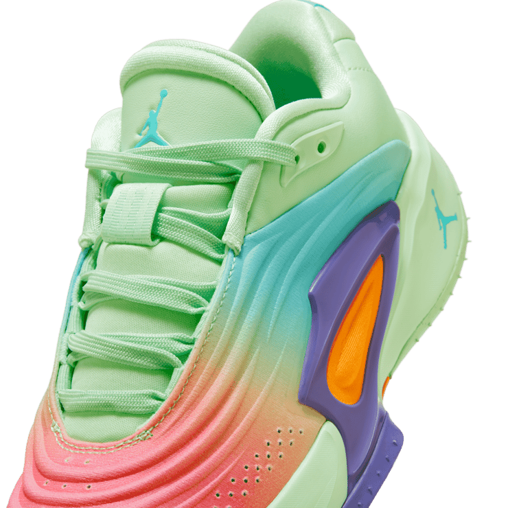 Nike Jordan Luka 3 'Vapor Green' (GS) Angle 4