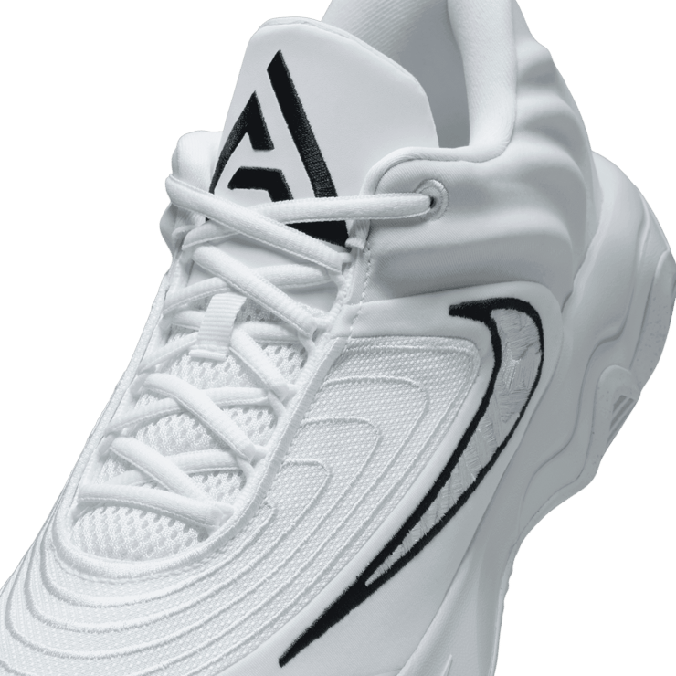 Nike Giannis Immortality 4 Basketball Angle 4