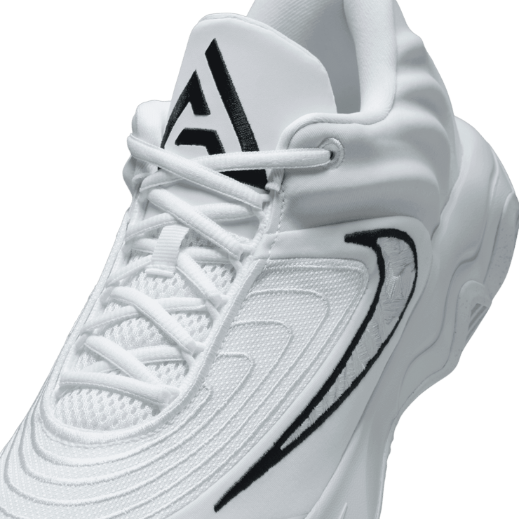 Nike Giannis Immortality 4 Basketball Angle 4