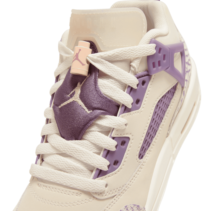Jordan Spizike Low (GS) Angle 4