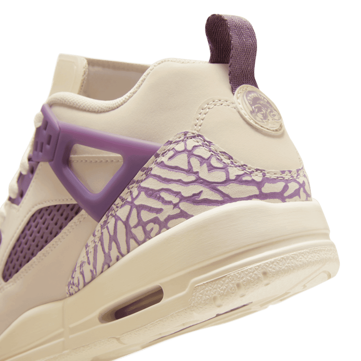 Jordan Spizike Low (GS) Angle 5