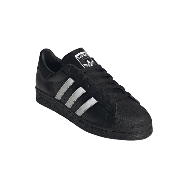 adidas Superstar 82 Core Black Cloud White Angle 2