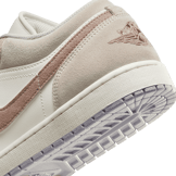Air Jordan 1 Low SE Legend Light Brown Angle 5