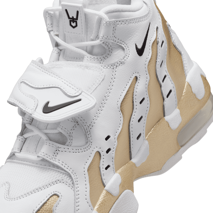 Nike Air DT Max 96 White Vegas Gold Angle 4