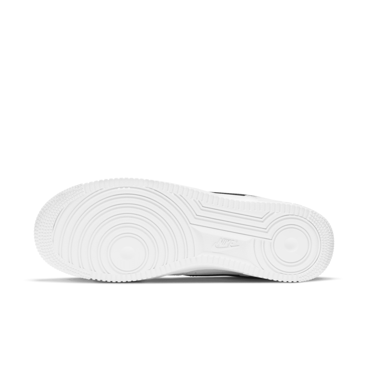Nike Air Force 1 Low '07 White Black Pebbled Leather Angle 1