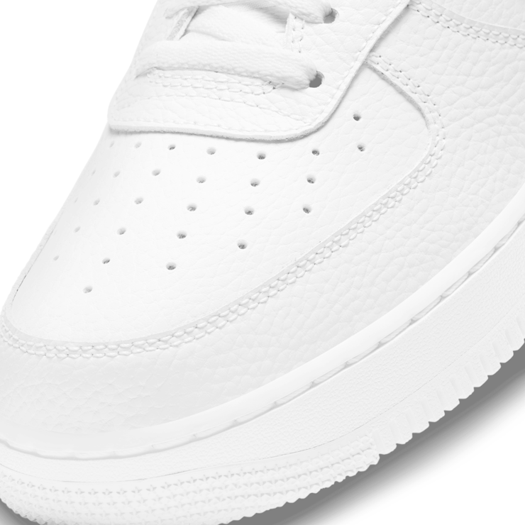 Nike Air Force 1 Low '07 White Black Pebbled Leather Angle 6