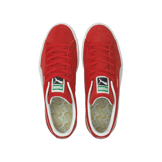 PUMA Suede Classic XXI Sneakers in High Risk Red/White Angle 2