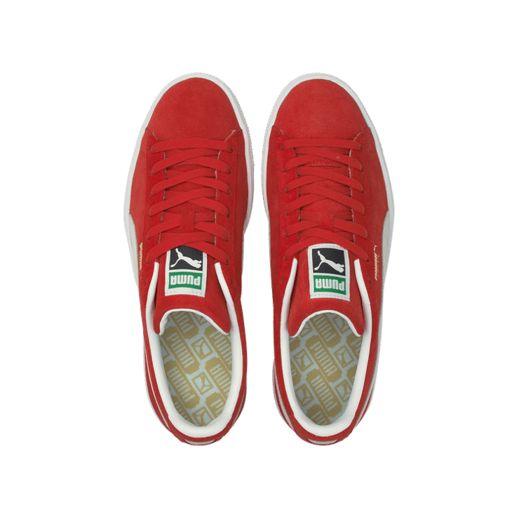 PUMA Suede Classic XXI Sneakers in High Risk Red/White Angle 2