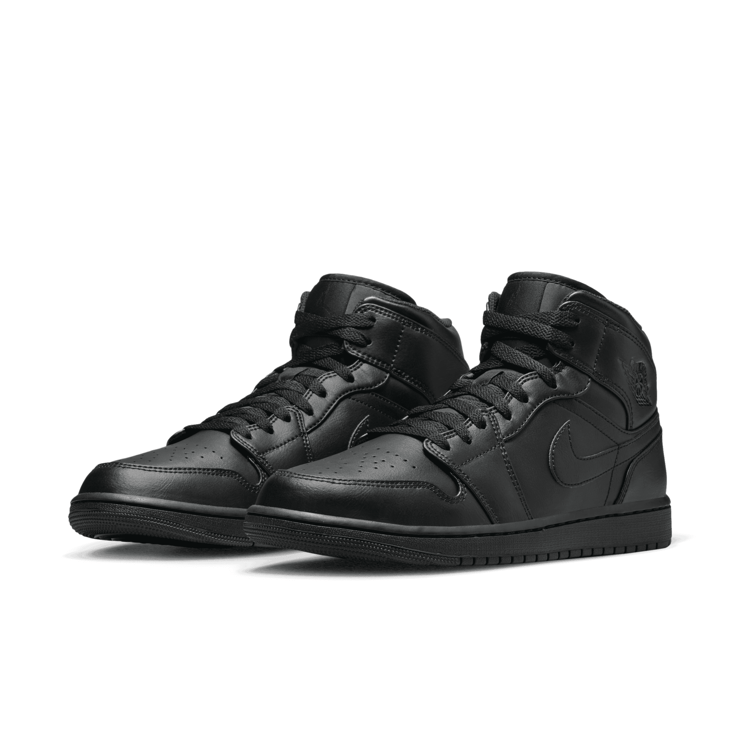 Air Jordan 1 Mid Triple Black (2022) Angle 3