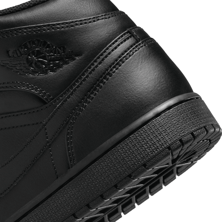 Air Jordan 1 Mid Triple Black (2022) Angle 6