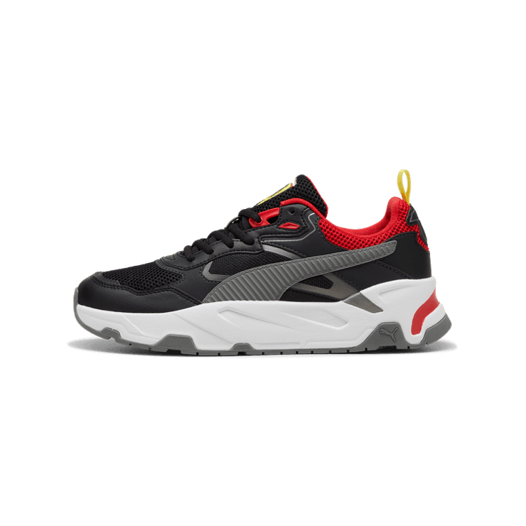 PUMA Scuderia Ferrari Trinity Sneakers Men in Red Angle 1