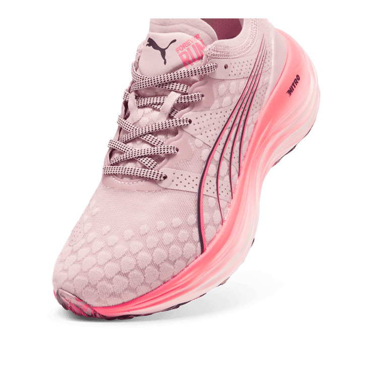 PUMA ForeverRun NITRO⢠in Mauve Mist/Sunset Glow/White Angle 2