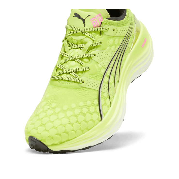 PUMA ForeverRun NITRO⢠in Lime Pow/Electric Lime/Black Angle 2