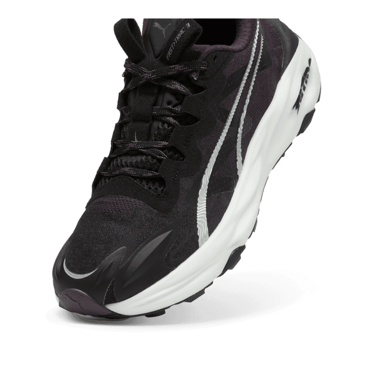 PUMA SEASONS Fast-Trac NITRO⢠3 Trail in Black/Midnight Plum/White Angle 2