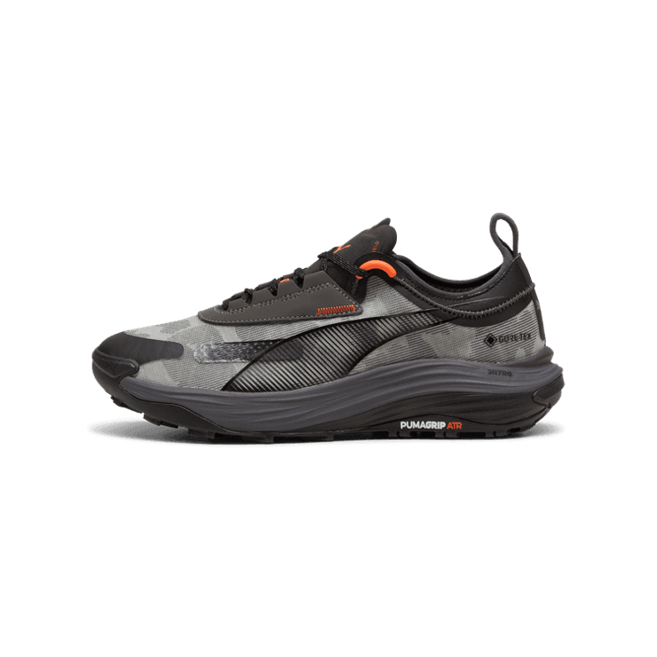 PUMA SEASONS Voyage NITRO⢠3 GORE-TEX® Trail in Dark Coal/Flame Flicker Angle 1