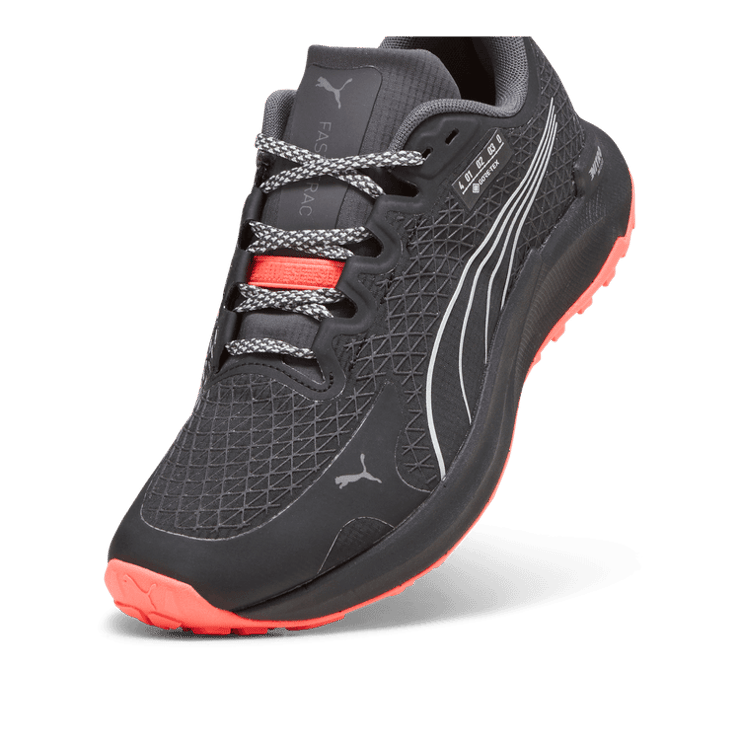 PUMA SEASONS Fast-Trac NITROâ¢ GORE-TEXÂ® in Black/Fire Orchid Angle 2