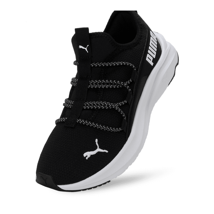 PUMA Softride One4All in Black/White (GS) Angle 2