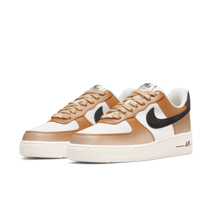 Nike Air Force 1 Low '07 Ale Brown Sanddrift (W) Angle 2