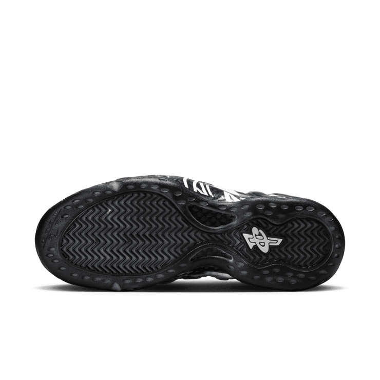 Nike Air Foamposite One Dream A World Black Angle 0
