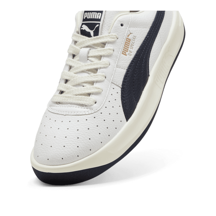 PUMA GV Special Sneakers in Dark Blue Angle 2