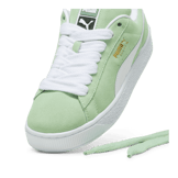 PUMA Suede XL Sneakers in Pure Green/White Angle 2