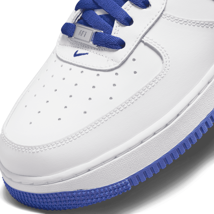 Nike Air Force 1 Low '07 Medium Blue Angle 5