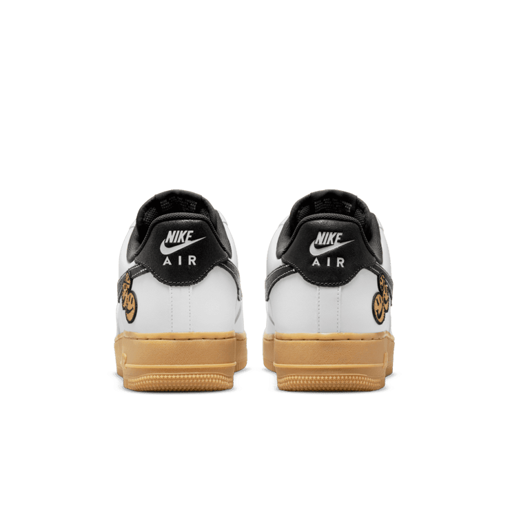 Nike Air Force 1 Low '07 LV8 Go The Extra The Smile Angle 3