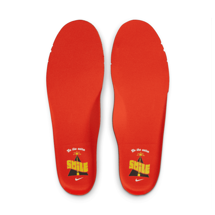 Nike Air Force 1 Low '07 LV8 Go The Extra The Smile Angle 7