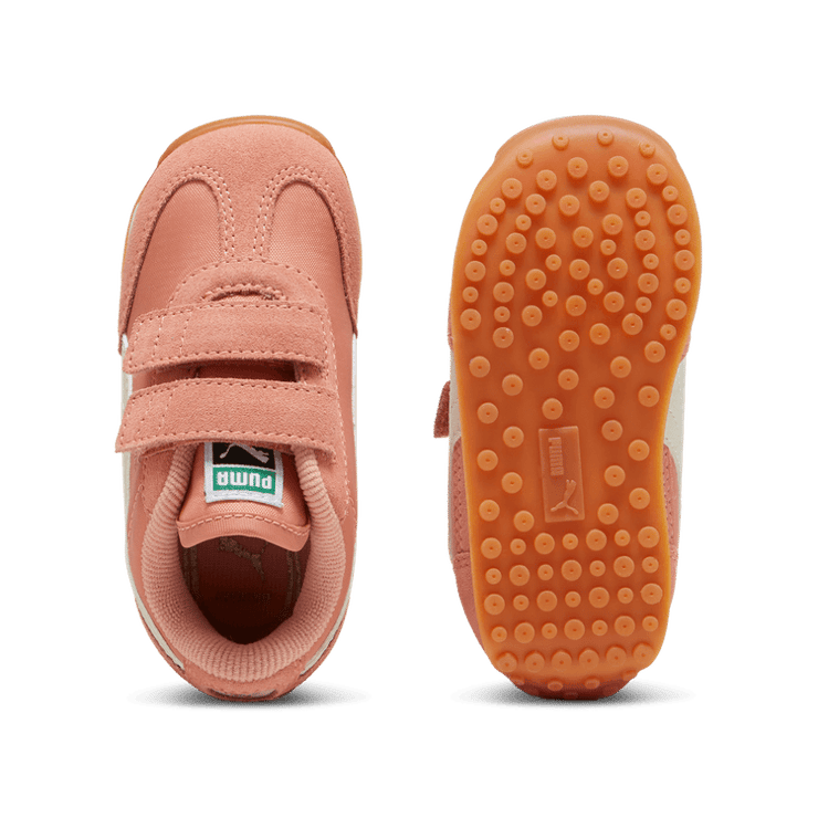 PUMA Easy Rider Vintage s' Sneakers in Deeva Peach/Alpine Snow/Gold (TD) Angle 0