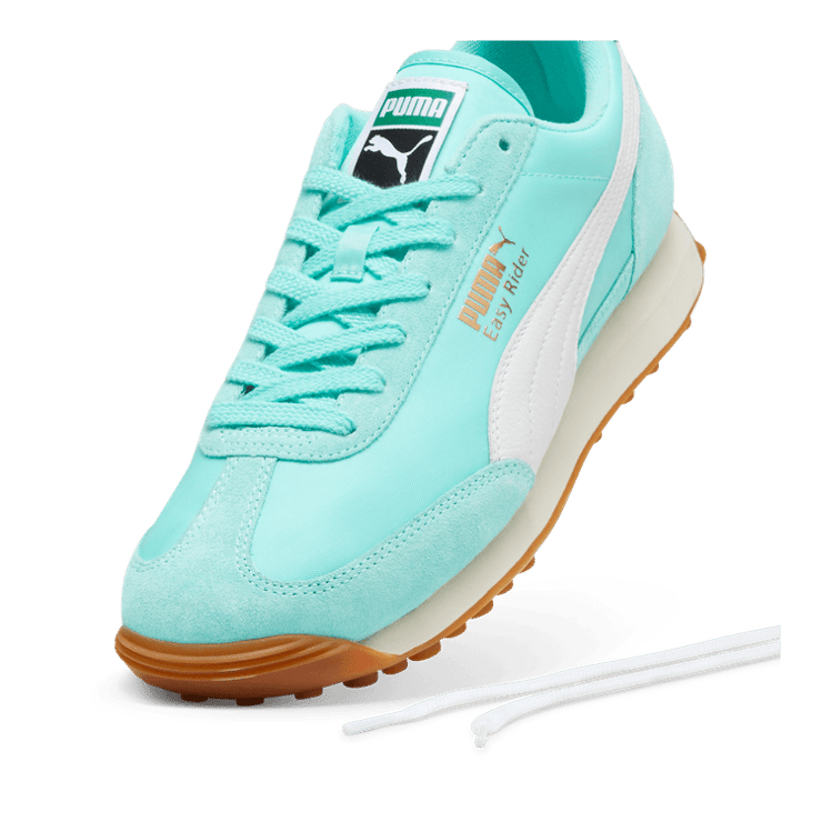 PUMA Easy Rider Vintage Sneakers in Mint/White Angle 2