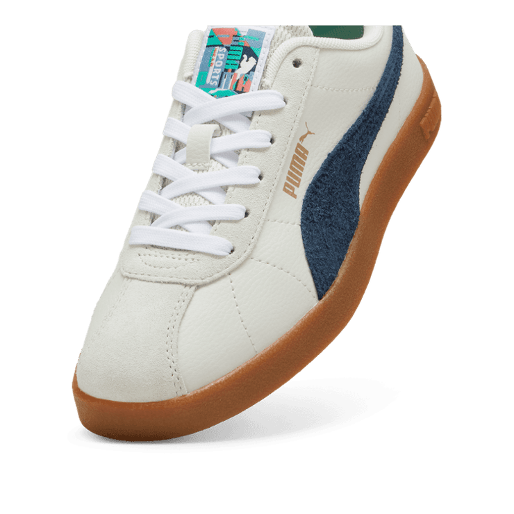 PUMA Club II YEAR OF SPORT Sneakers in Dark Blue (GS) Angle 2